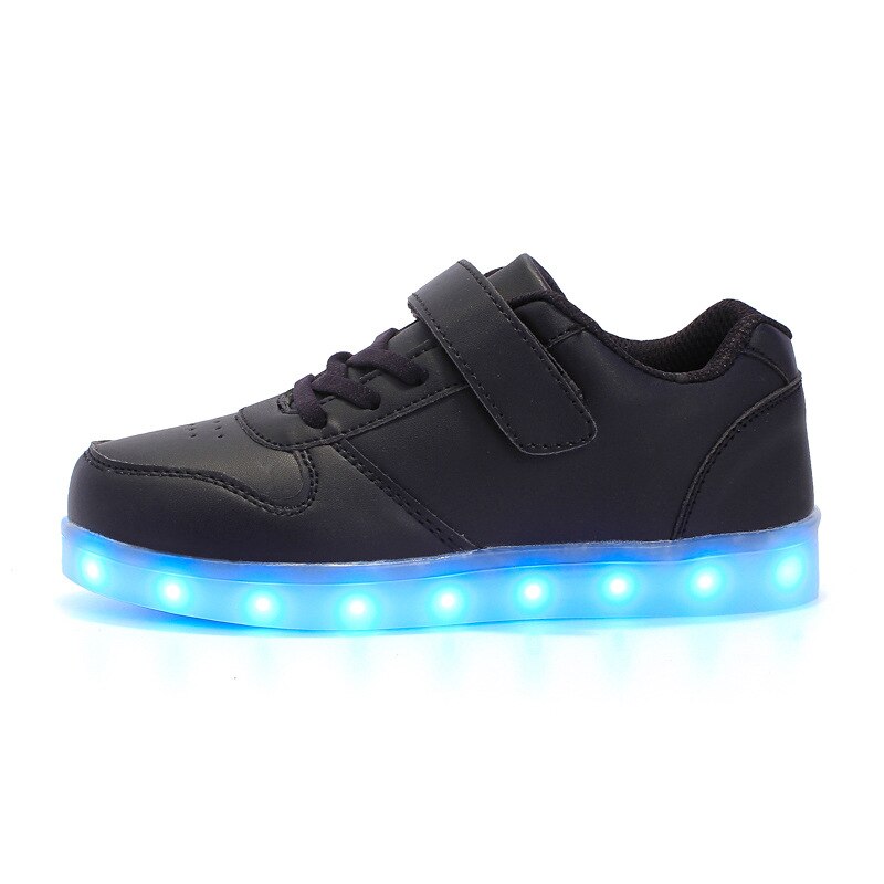 Glowing children's shoes